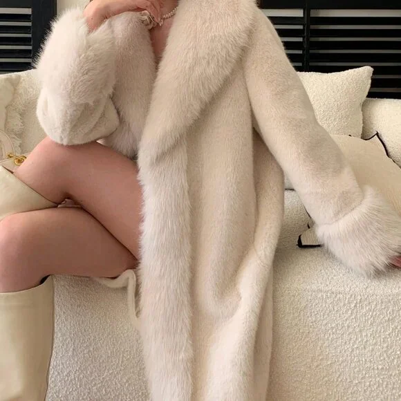 Women's Elegant plush Faux Fur Collar Jacket coat - Picture 1 of 8